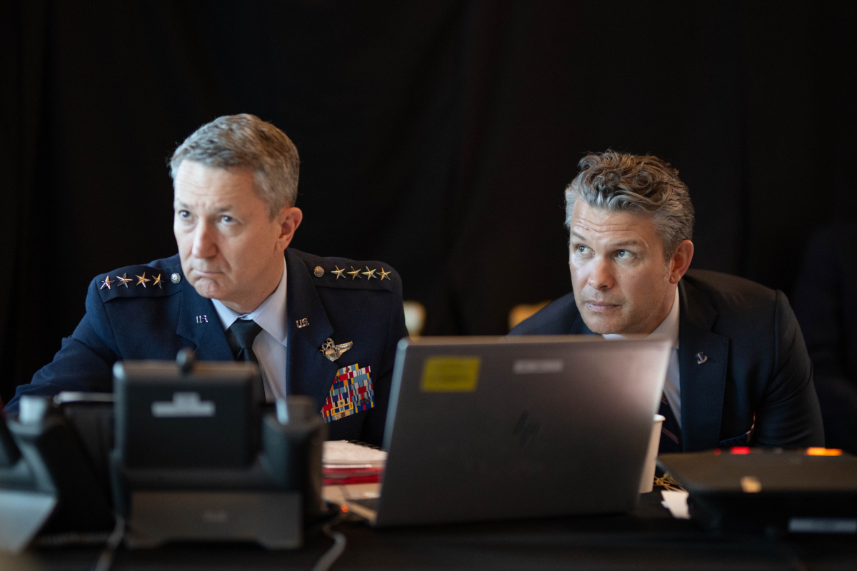 ABD denizaltısı İran gemisini batırdı |