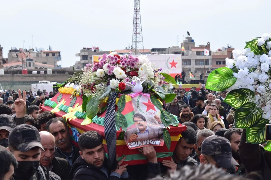 Muslim memleketi Kobanî’ye uğurlandı |