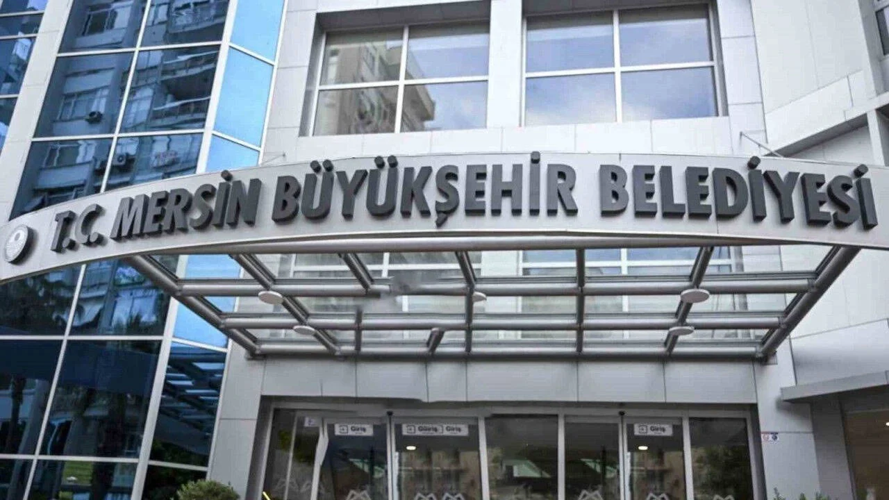 Mersin Büyükşehir Belediyesi’ne operasyon l